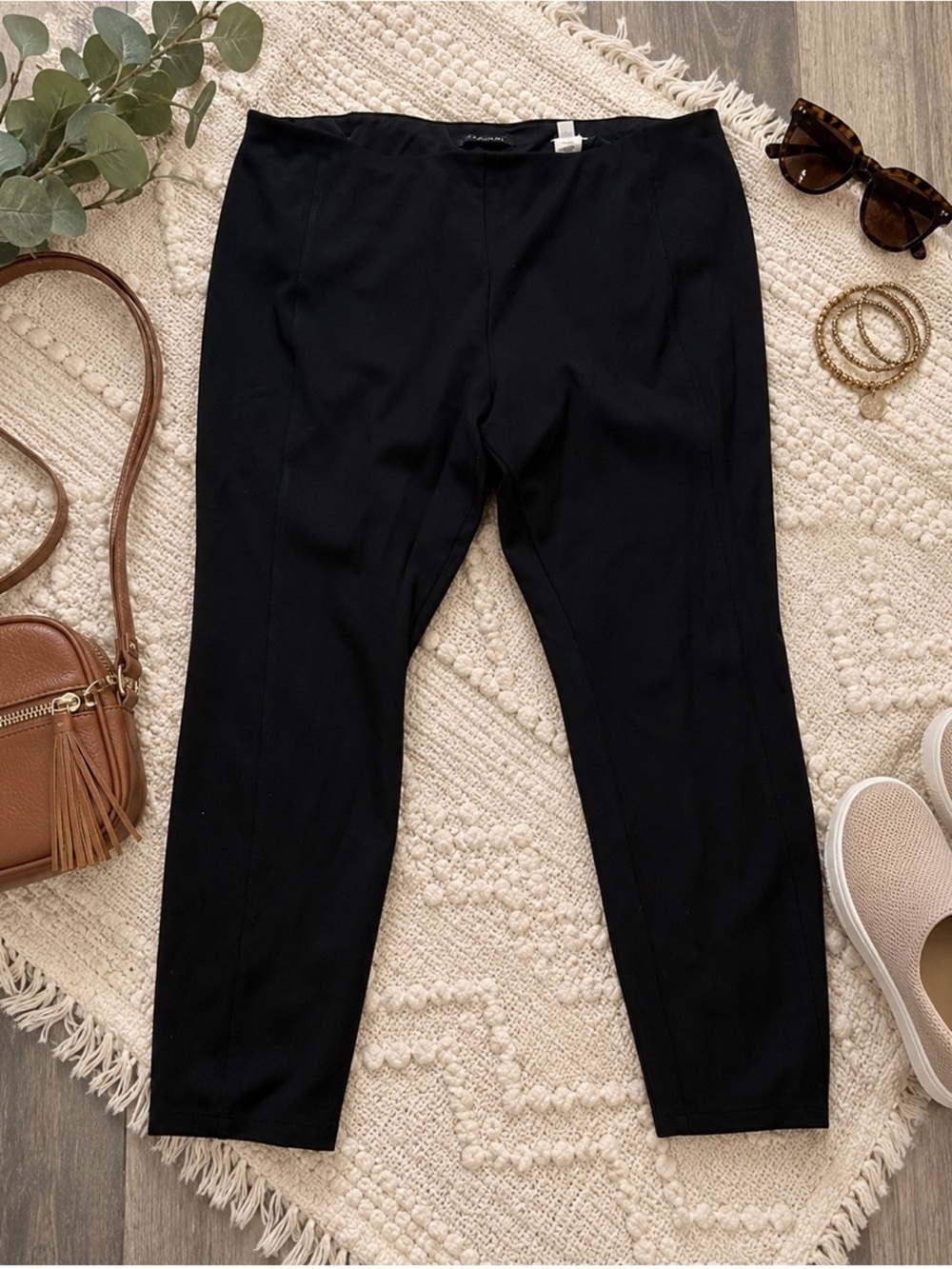 Tahari Black Pull On Dress Pants XL Stretch Slim Fit Work Trousers